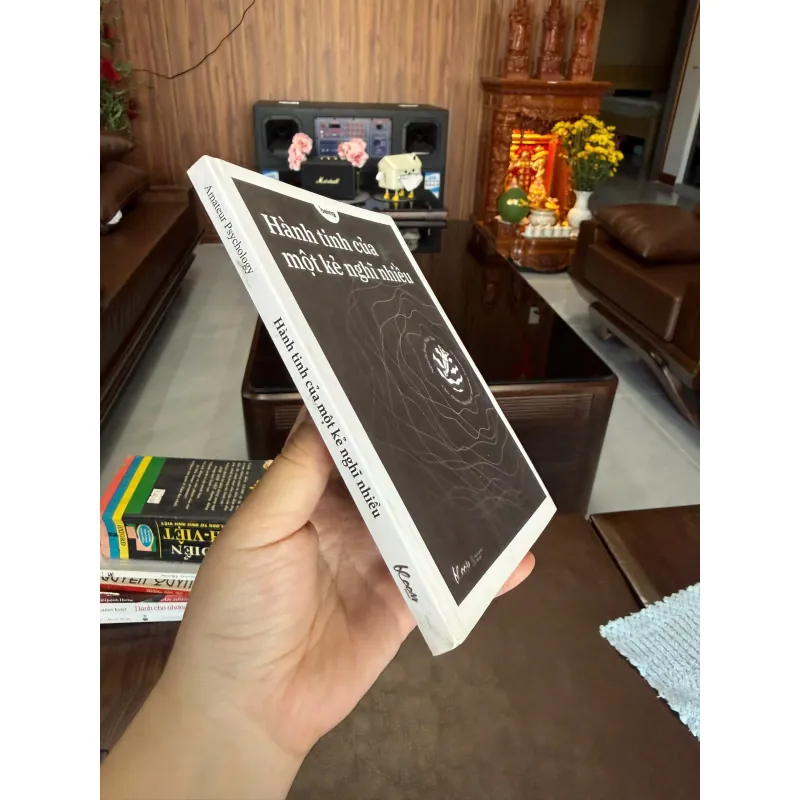 HÀNH TINH CỦA MỘT KẺ NGHĨ NHIỀU – DÀNH CHO NHỮNG NGƯỜI SỐNG NHIỀU TRONG NỘI TÂM- K2 997229