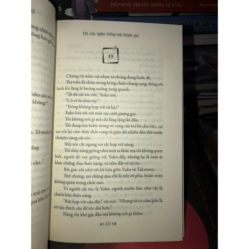 Tôi vẫn nghe tiếng em thầm gọi - Ichikawa Takuji 992476