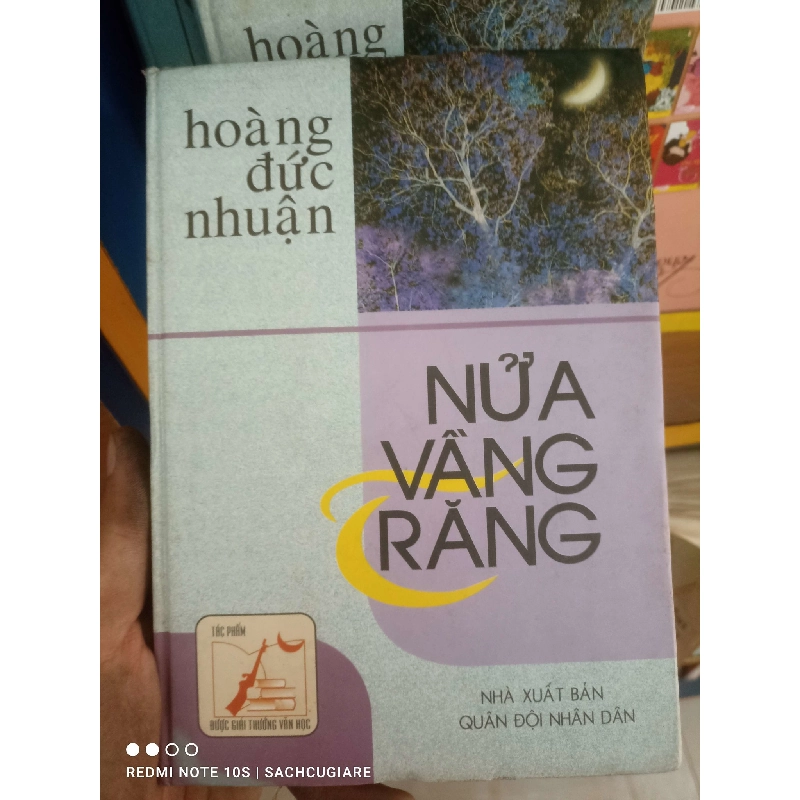 Nửa vầng trăng - Hoàng Đức Nhuận 998817