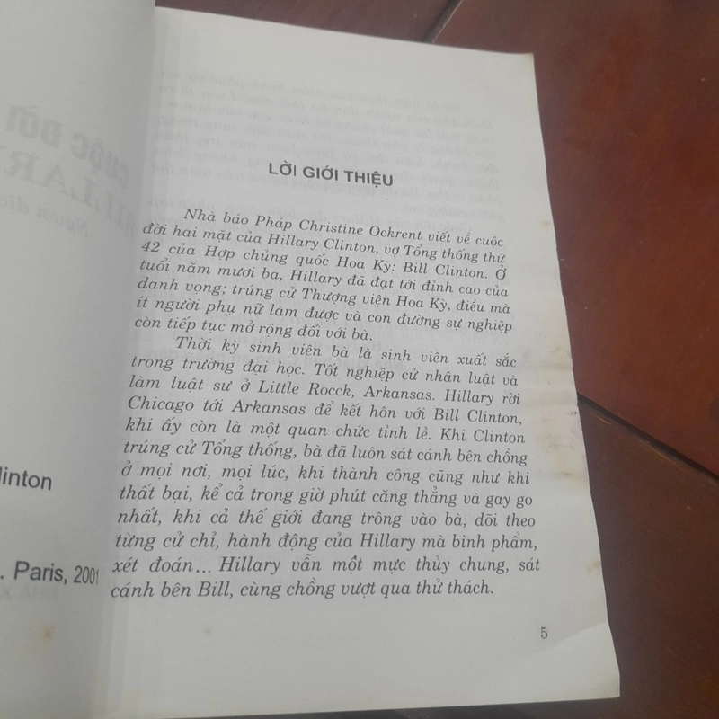 Christine Ockrent - Cuộc đời hai mặt của HILLARY CLINTON 453576