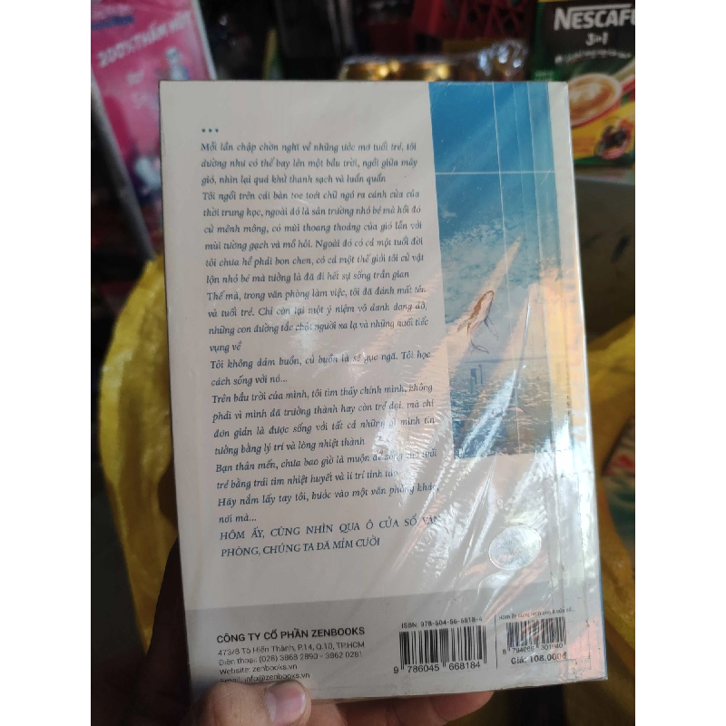 Hôm ấy cùng nhìn qua ô cửa sổ văn phòng chúng ta đã mỉm cười mới 90%HPB.HCM01/03 Oreka-Blogmeo 41993