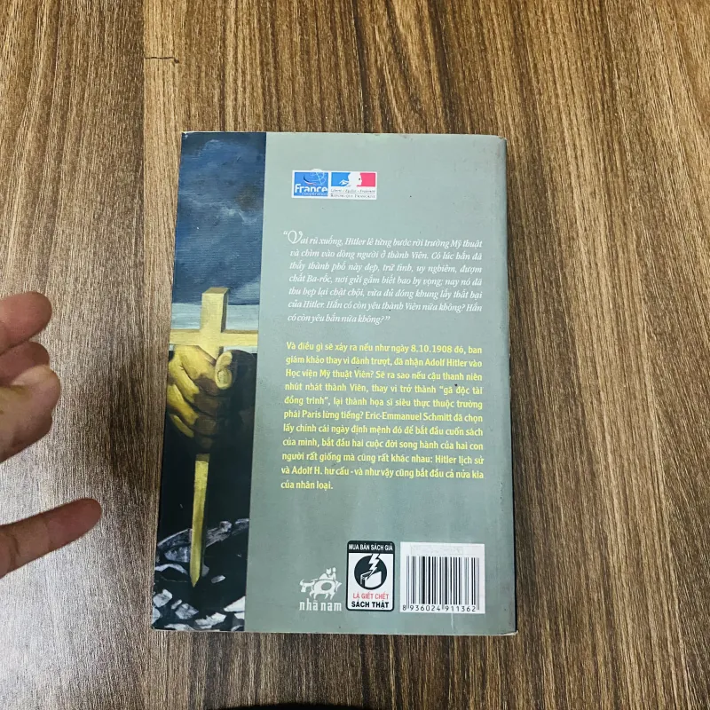 Nửa kia của Hitler -  Eric-Emmanuel Schmitt 1025733