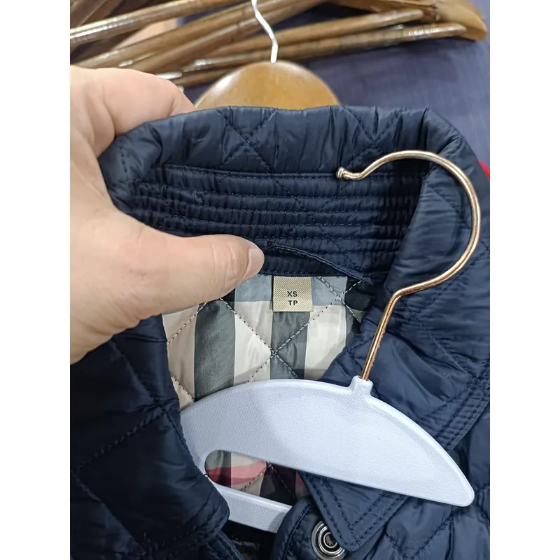 Áo khoác nữ hãng Burberry  681790