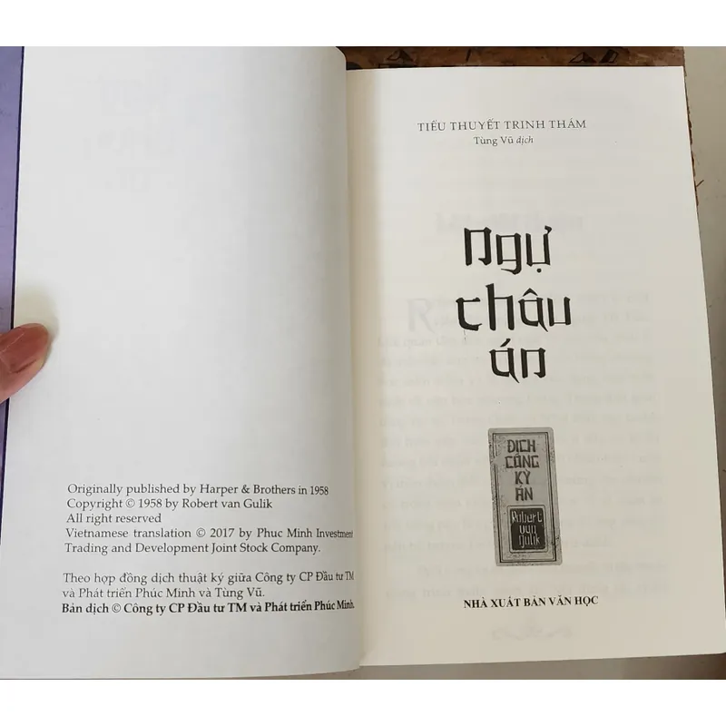 NGỰ CHÂU ÁN (tiểu thuyết trinh thám quan án), tác giả: Robert Van Gulik 705195