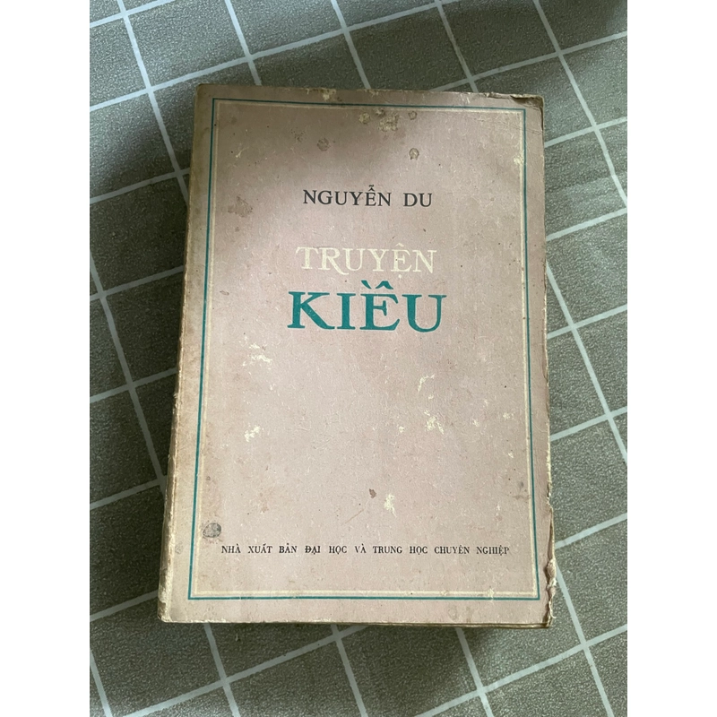 Truyện Kiều _ Nguyễn Du _ 1976; Nguyễn thạch Giang khảo đính và chú thích 333761