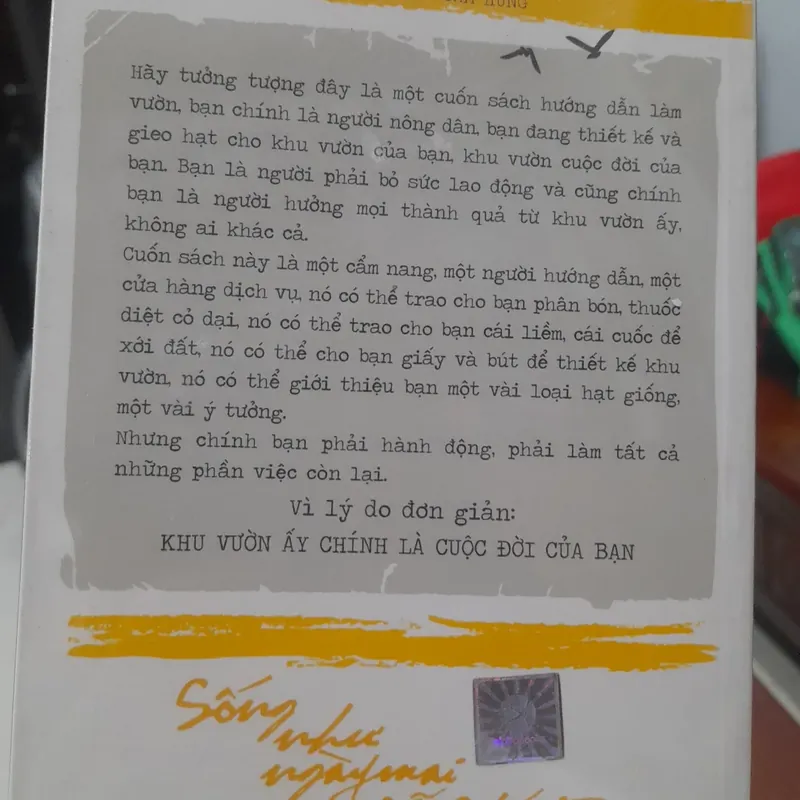 SỐNG NHƯ NGÀY MAI SẼ CHẾT 675486