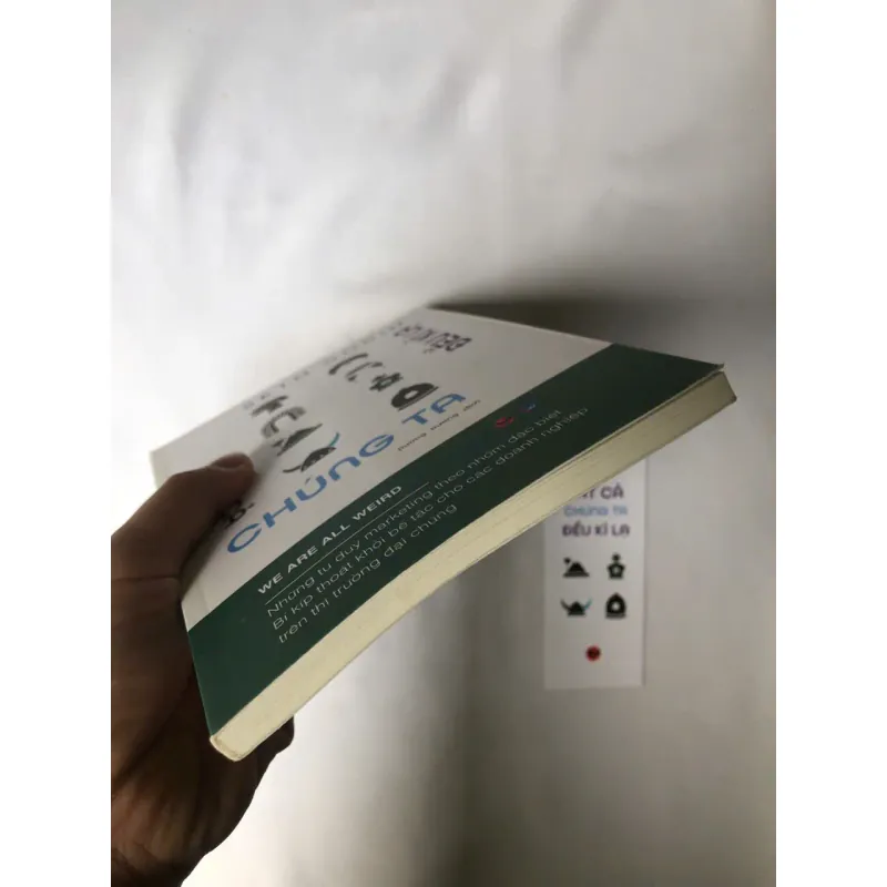 Tất cả chúng ta đều kỳ lạ - Seth Godin 731092