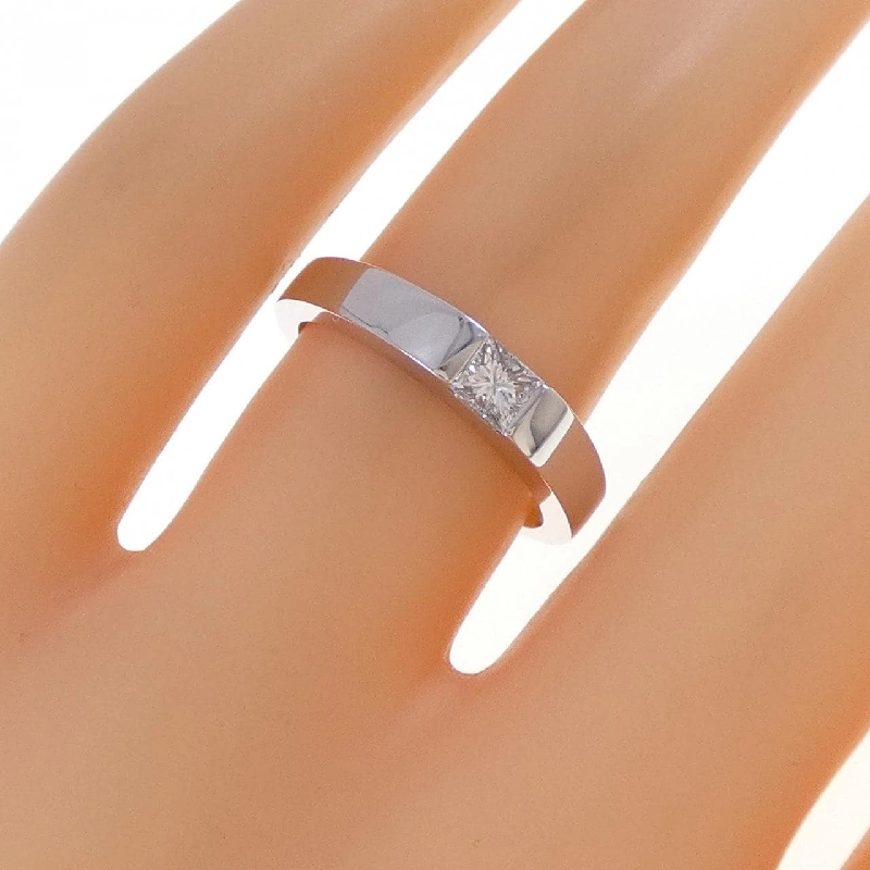 Nhẫn Cartier Tank 0.25CT - Hàng hiệu Chính hãng 835405