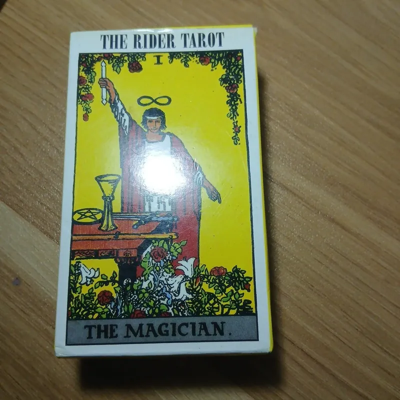 Bộ bài The Rider Tarot (phiên bản chuẩn truyền thống Rider-Waite-Smith) 1120714