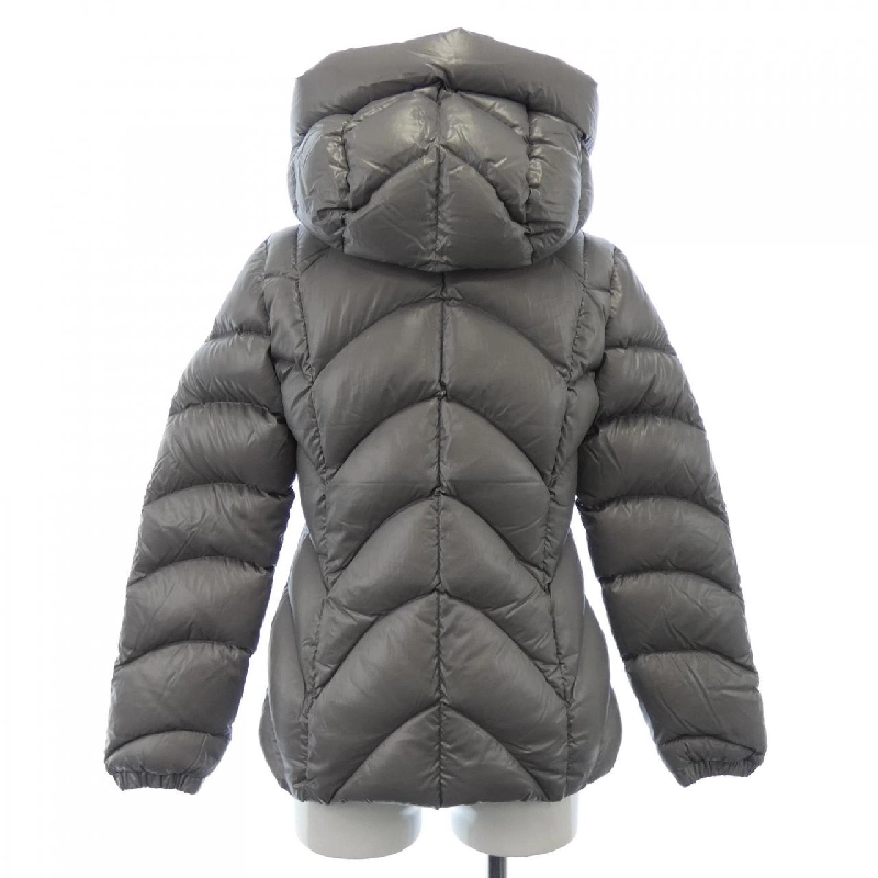 Áo khoác lông vũ MONCLER 641956