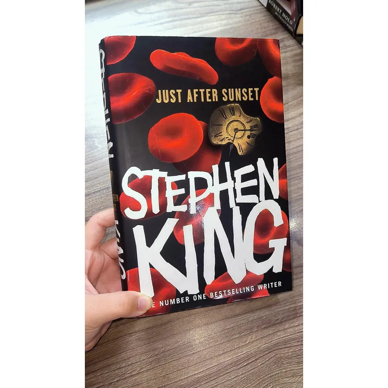 Stephen King -
Just After Sunset 723228