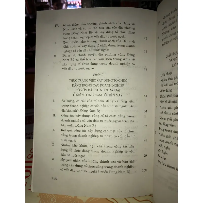 Xây dựng tổ chức đảng trong doanh nghiệp có vốn đầu tư nước ngoài giai đoạn hiện nay  756949