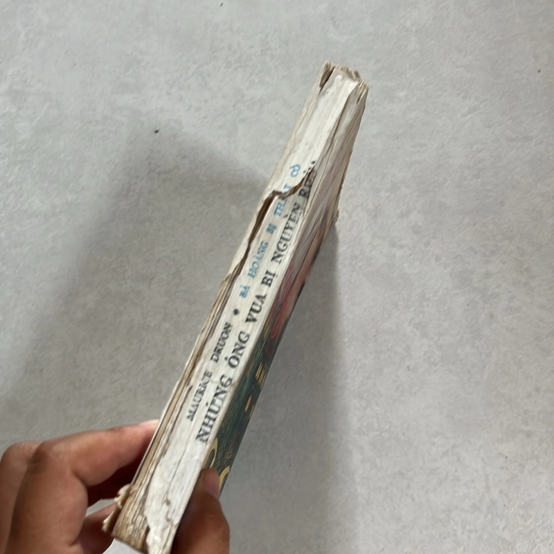 Những ông vua bị nguyền rủa || Bà hoàng bị thắt cổ — 1989s 498215