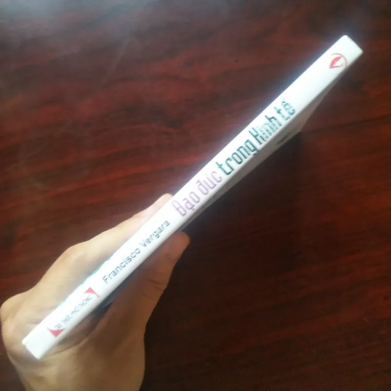 [Sách Kinh Tế] Đạo Đức Trong Kinh Tế (Francisco Vergara) 1005234