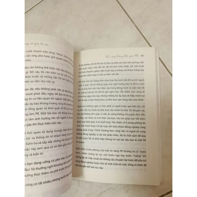 Những cô gái ồn ào 933890