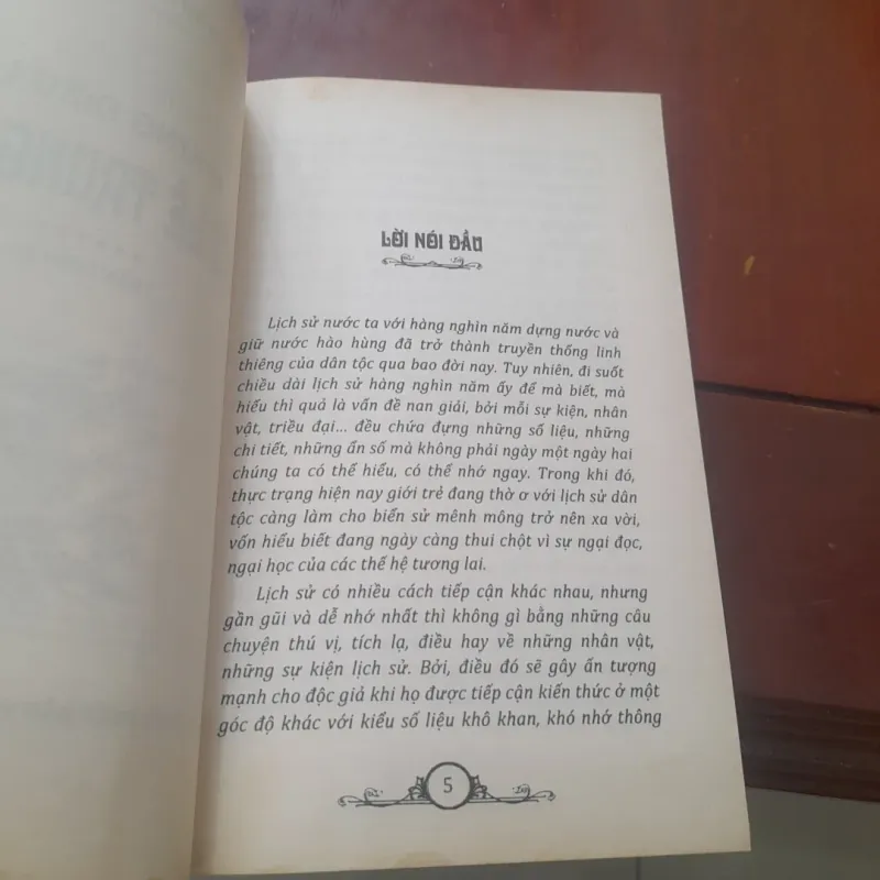 Những điều lạ THỜI LÊ TRUNG HƯNG 778810