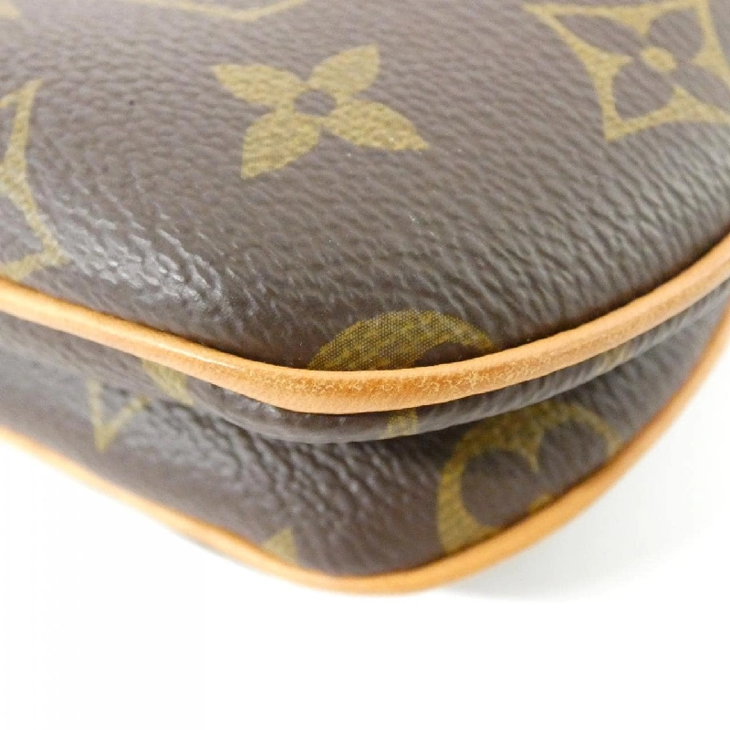 Túi xách vai Louis Vuitton Monogram Loretta M44053 612536