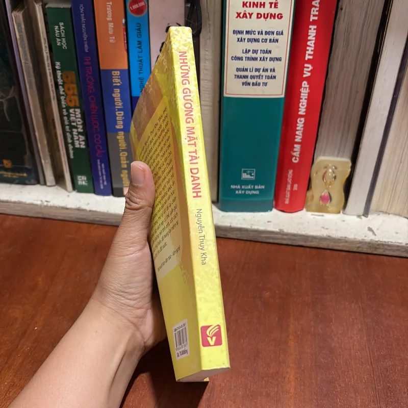 II Nhà Văn Việt Nam: Những Gương Mặt Tài Danh - Nguyễn Thuỵ Kha - 2014 801139