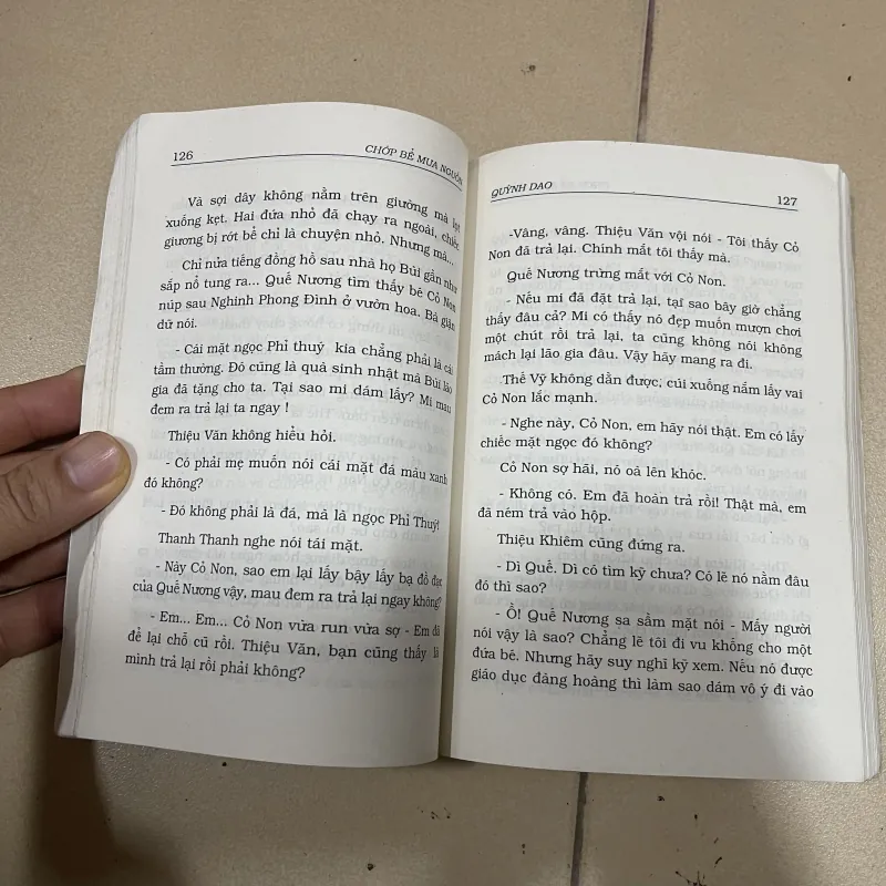 Chớp bể mưa nguồn - Quỳnh Dao (c47) 933334