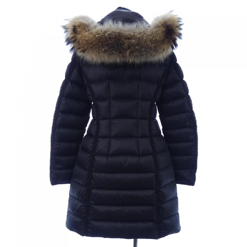 Áo khoác lông vũ MONCLER 634682