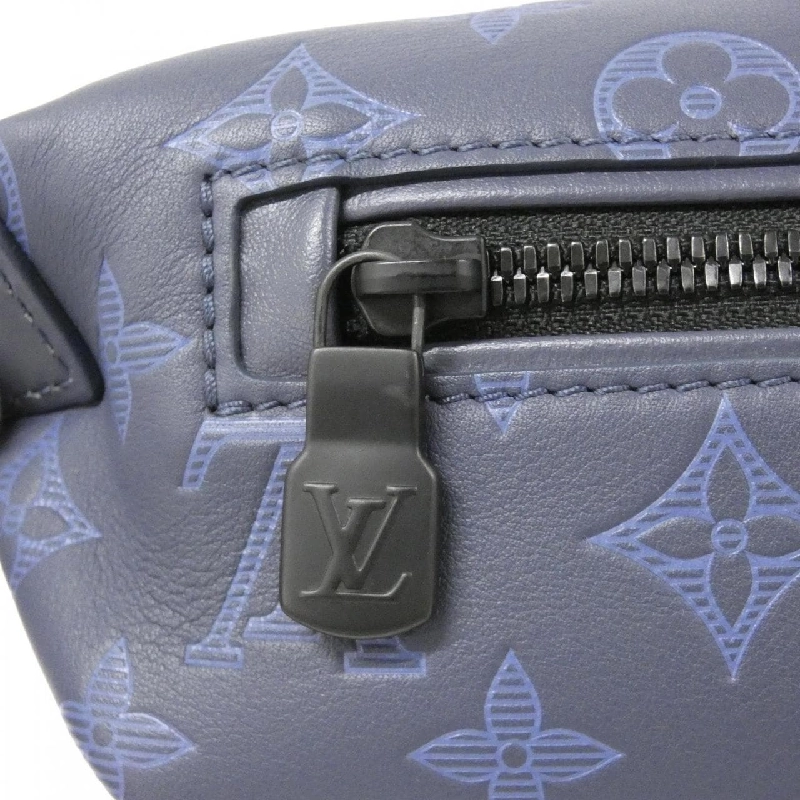Túi đeo chéo Louis Vuitton Monogram Shadow Discovery Bum Bag PM M45729 612296