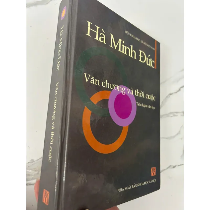 VĂN CHƯƠNG VÀ THỜI CUỘC (Tiểu luận văn học) - Hà Minh Đức 699503