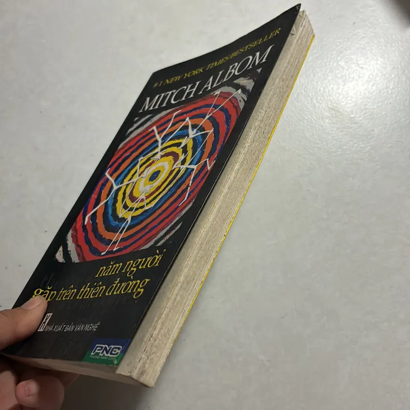Năm người gặp nhau trên thiên đường - Mitch Albom 736589