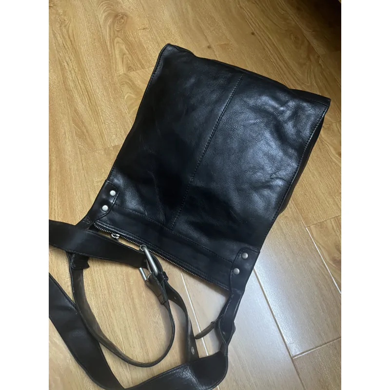 Túi nam sz 24*29*11 da mộc 2hand 934614