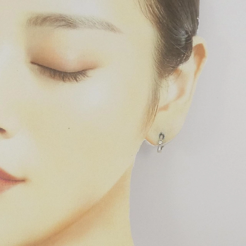 Bông tai kim cương K18YG/K14WG 0.06CT - Hàng hiệu Chính hãng 873070