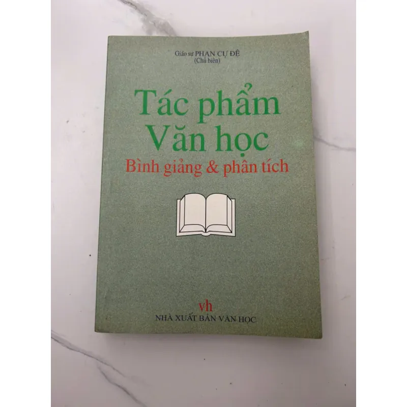 Tác Phẩm Văn Học Bình Giảng & Phân Tích - Giáo sư Phan Cự Đệ (Chủ biên) 658262