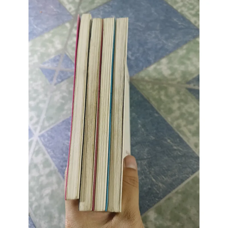 Lưu tinh hồ điệp kiếm ( 4 tập) - Cổ Long 776908