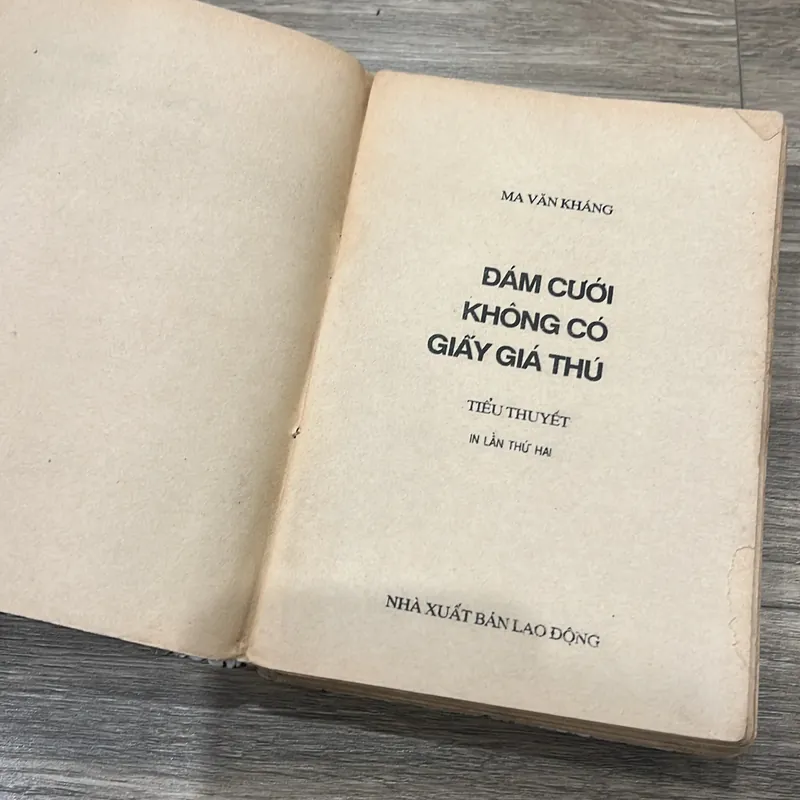 Combo 2 cuốn tiểu thuyết nổi tiếng của Ma Văn Kháng 707205