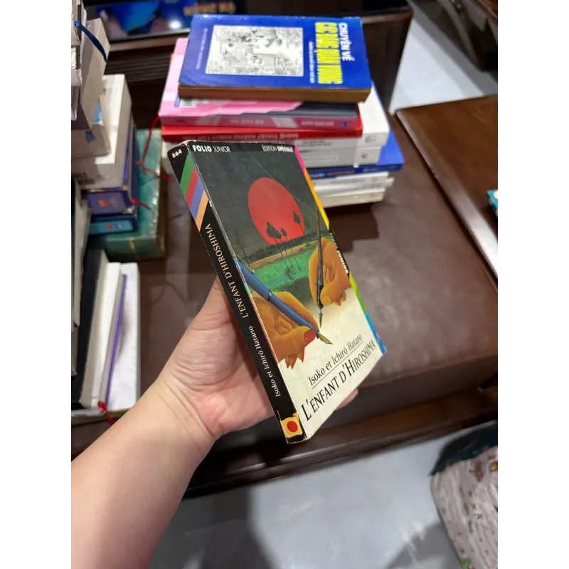 L’ENFANT D’HIROSHIMA (ĐỨA TRẺ HIROSHIMA) – ISOKO & ICHIRŌ HATANO - K4 1019550