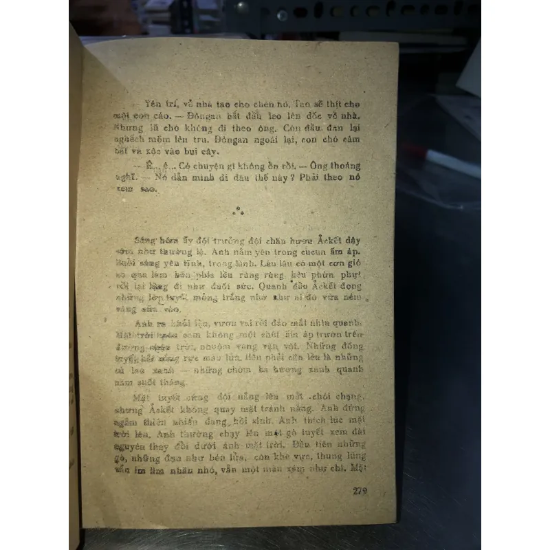 Người đàn bà vàng - Tập truyện vụ án của Liên Xô 786012