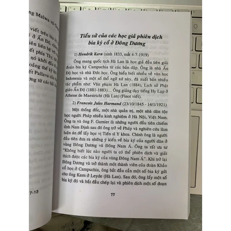 NGHIÊN CỨU CHỮ VIẾT CỔ TRÊN BIA KÝ Ở ĐÔNG DƯƠNG - THÁI VĂN CHẢI 709420