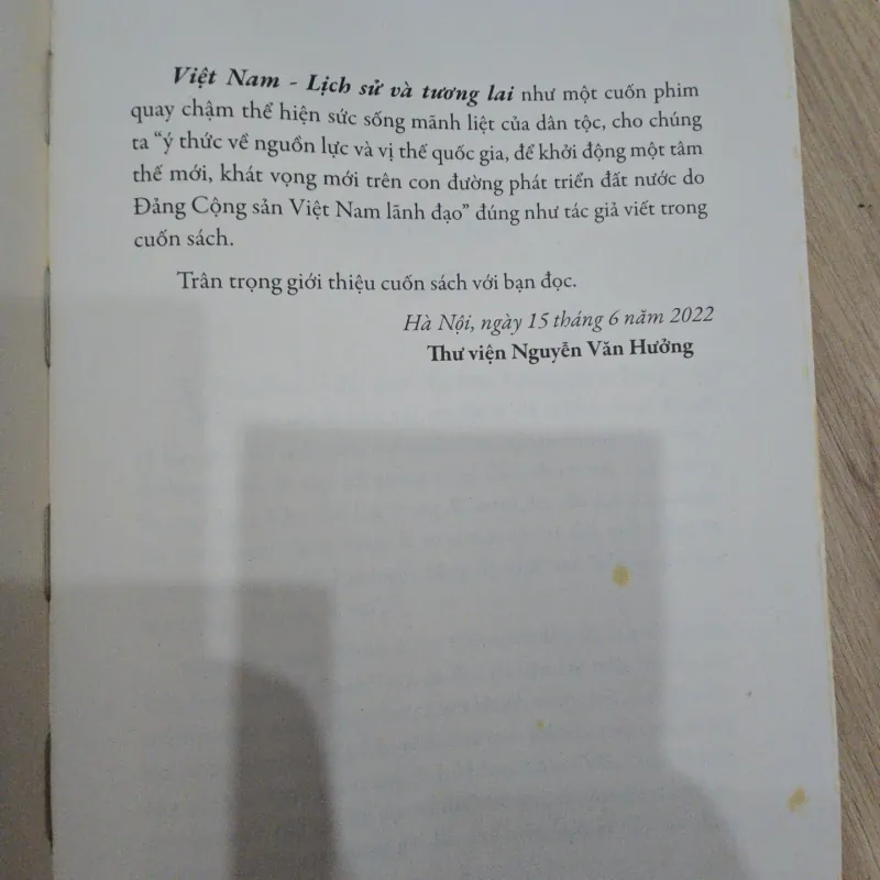 Việt Nam lịch sử và tương lai - Thượng tướng Nguyễn Văn Hưởng 1031511