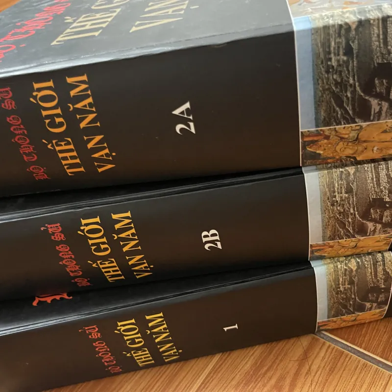 Bộ thông sử thế giới vạn năm Bộ 3 quyển 1019158