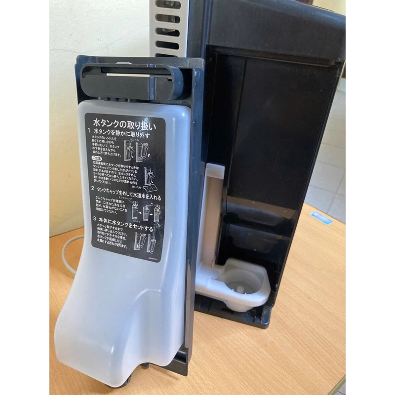 Lọc không khí bù ẩm Hitachi có điều khiển từ xa. 442745