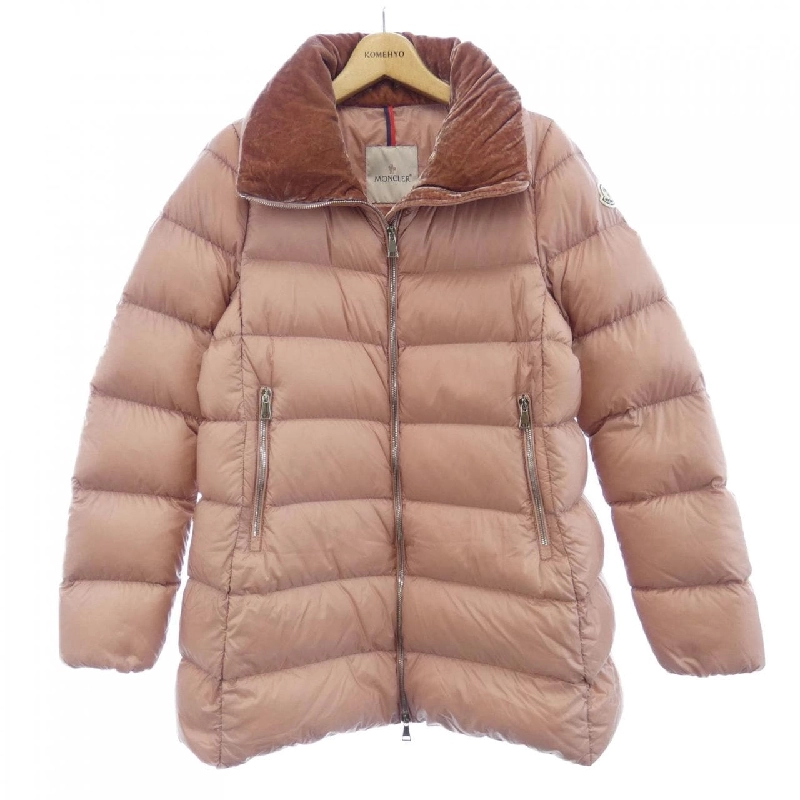 Áo khoác lông vũ MONCLER 641811