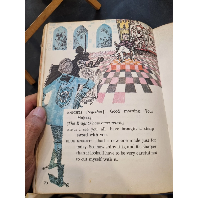OVER THE RAINBOW (Young Australia Readers) 159706