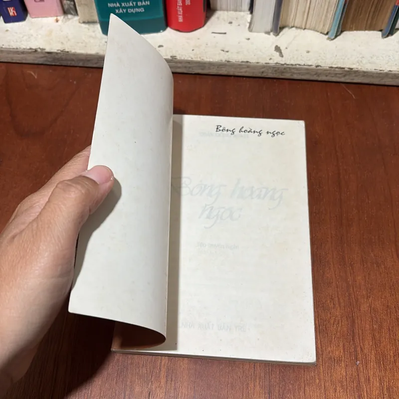 II Tập Truyện Ngắn Thiếu Nhi: Bông Hoàng Ngọc - Trần Đồng Minh - 2002 757916