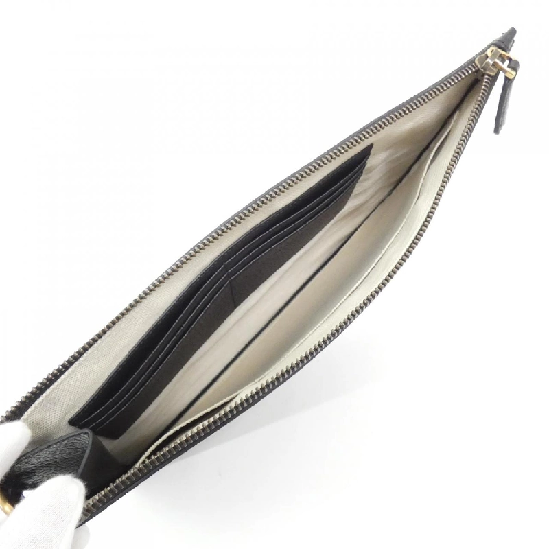 Túi GG MARMONT 475317 DJ20T của Gucci 619079