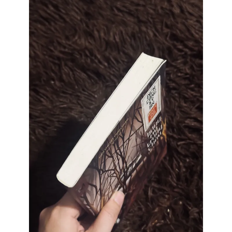 Bóng ma trong chùa 1029418