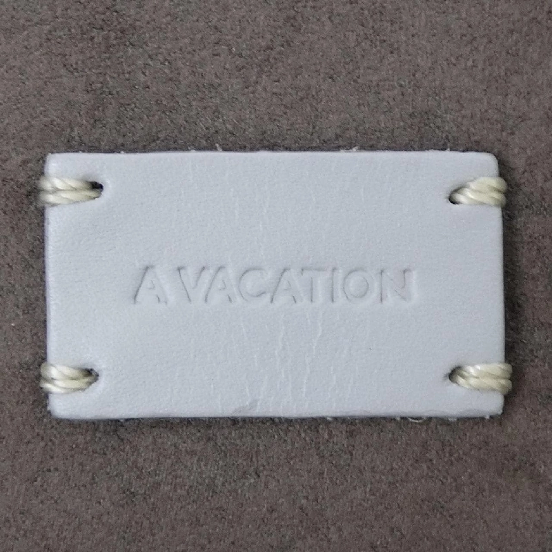 A VACATION BAG 657721