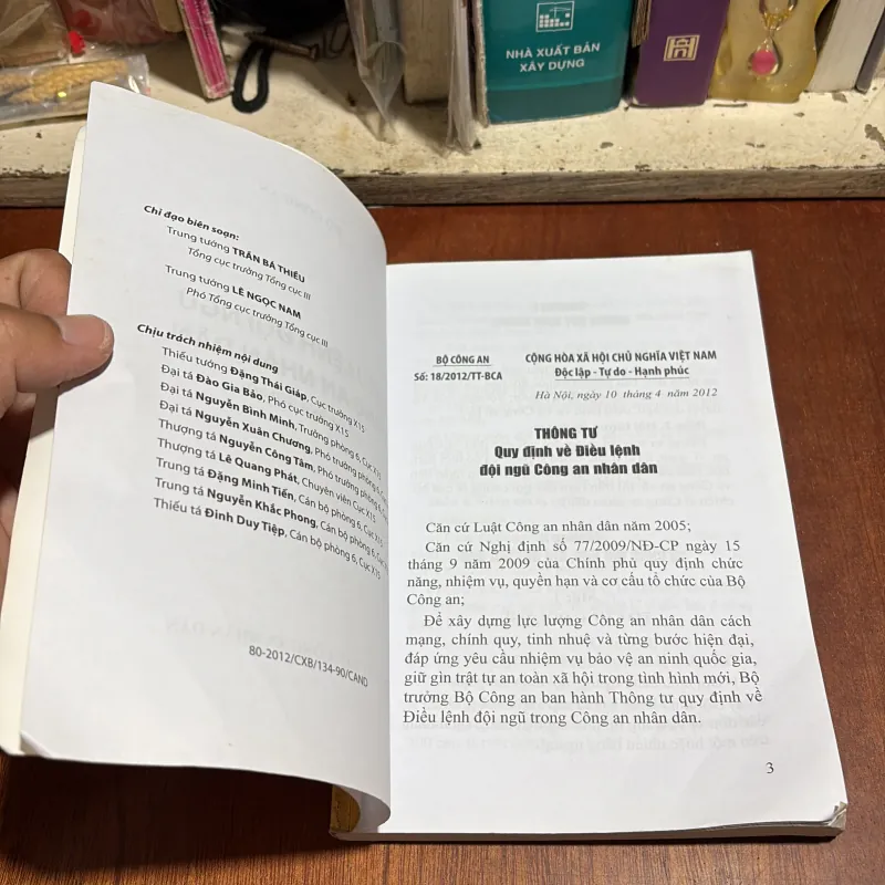 II Lưu Hành Nội Bộ: Điều Lệnh Đội Ngũ Công An Nhân Dân - Bộ Công An - 2013 1002164