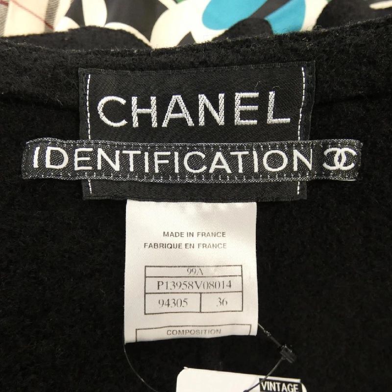 CHANEL IDENTFICATION P13958V08014 99A Áo khoác không cổ - Hàng hiệu Authentic 822125