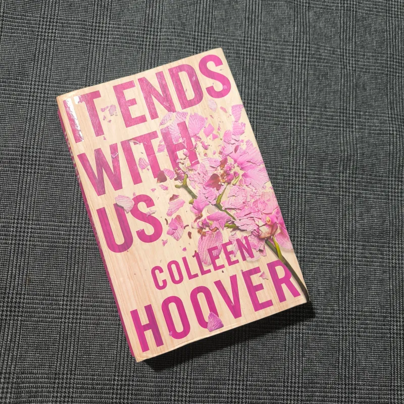 It Ends With Us - Colleen Hoover  936257