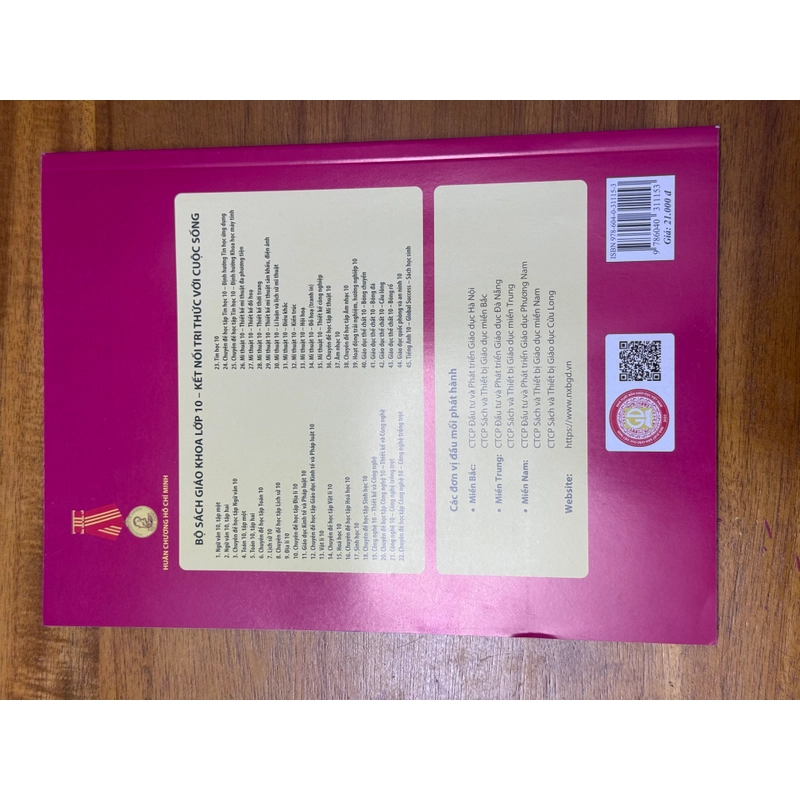 Sách Giáo Khoa Giáo dục kinh tế và pháp luật 10 - Kết nối tri thức với cuộc sống 497288