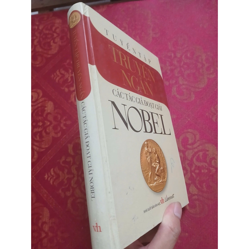 Tuyển tập truyện ngắn các tác giả đoạt giải nobel 499693