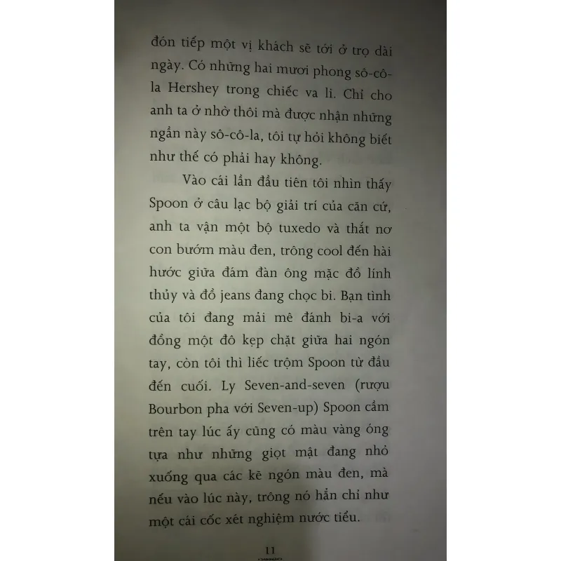 Đôi mắt ấy vẫn ở trên giường  752097